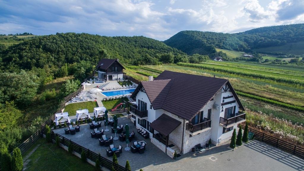 Clujul are una dintre cele mai tari piscine din România. VEZI topul național