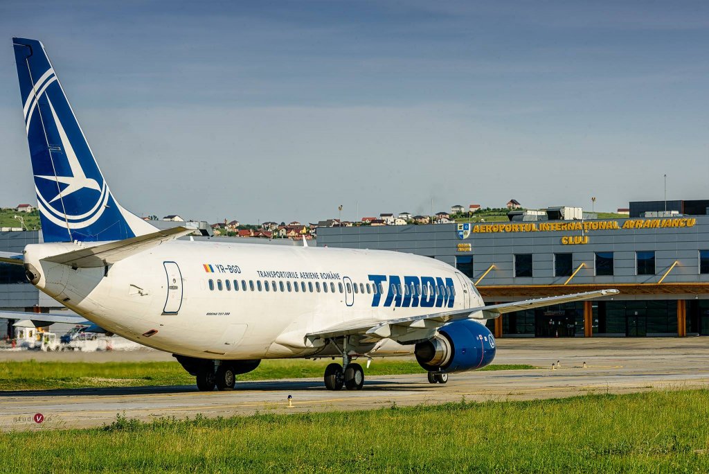 Covid la TAROM. Doi angajați au fost depistați