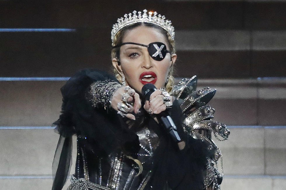 Madonna promovează teoriile conspiraționiste despre COVID-19. Instagram i-a şters o postare