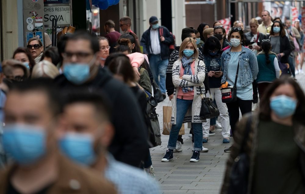 Studiu: 30% dintre pozitivii COVID-19 nu avut niciun simptom, dar au avut aceeaşi încărcătură virală ca şi simptomaticii