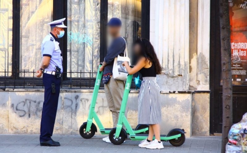 Razie de seară pe străzile din Cluj. În vizor, bicicliștii și trotinetiștii/ Câte amenzi s-au dat