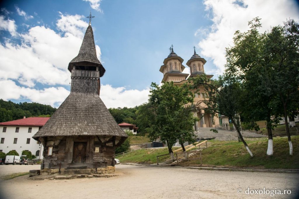 Mergi la Nicula de 15 august? Ce reguli trebuie să respecţi
