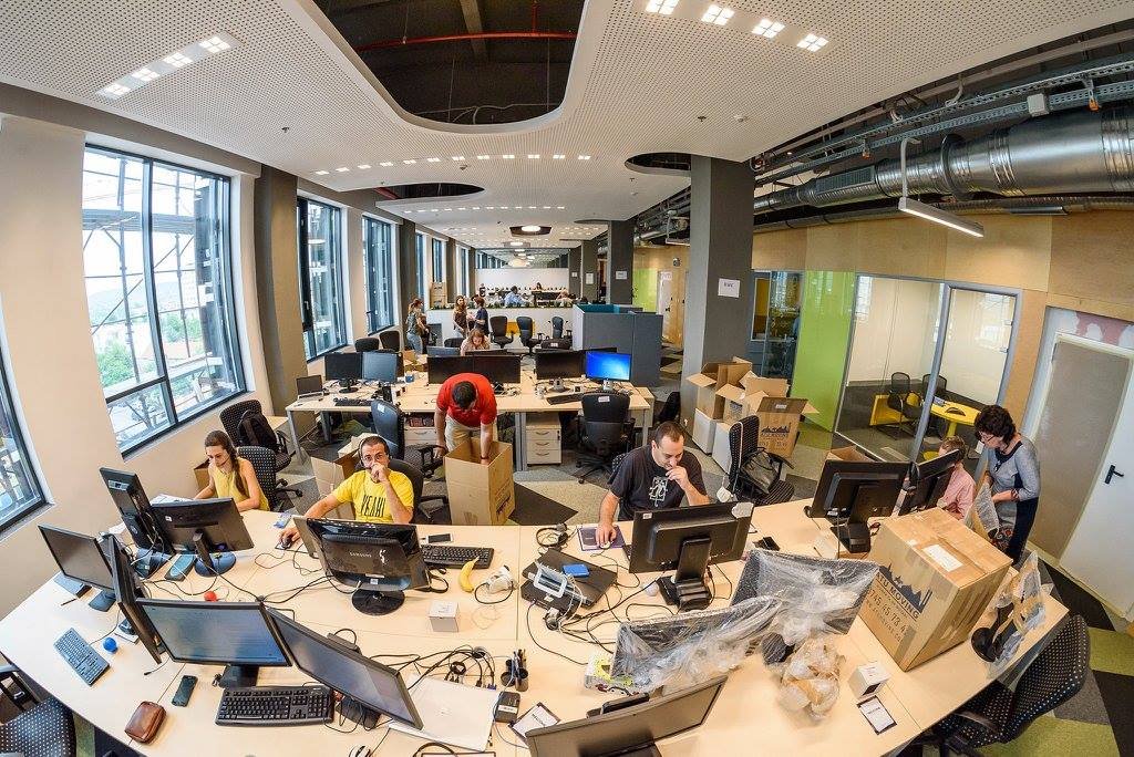 Dispare iQuest. Cumpărată de germani, va deveni Nagarro
