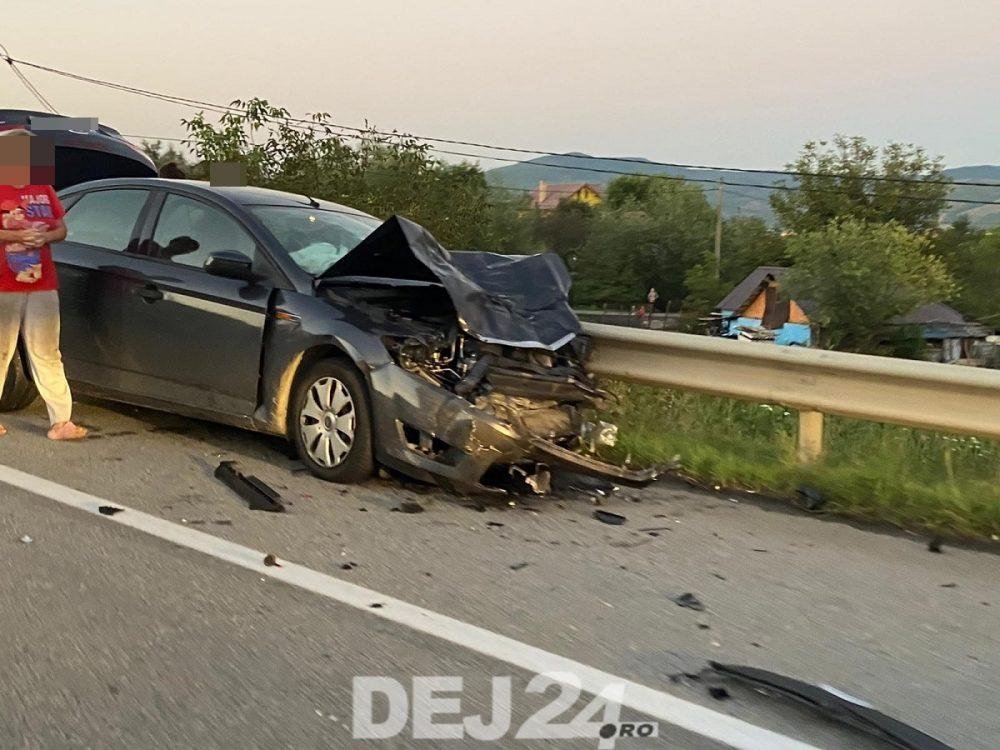 Dezastru pe centura Gherlei: un copil de șase ani mort, șase răniți