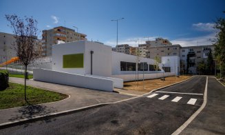 Încă un parking finalizat la Cluj. Mănăşturenii se pot bucura de o terasă verde, teren de sport și spațiu de joacă pe Mogoşoaia