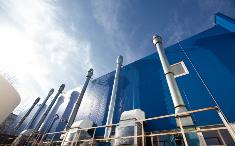 Brokerii din Cluj, puși să facă atractiv combinatul Romcarbon
