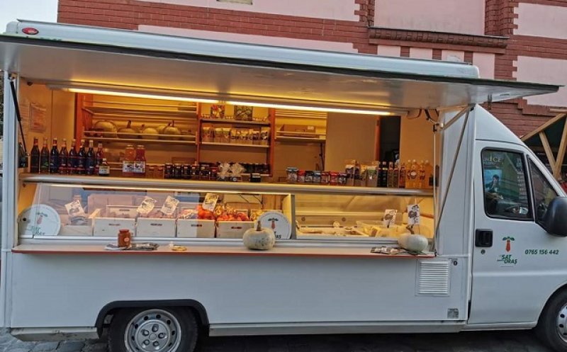 Afacere la Cluj, importantă din Germania. Magazin mobil cu produse de la 35 de fermieri