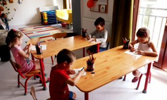 Comunitatea Elf, profeşionisti în educație, în condiții de siguranță