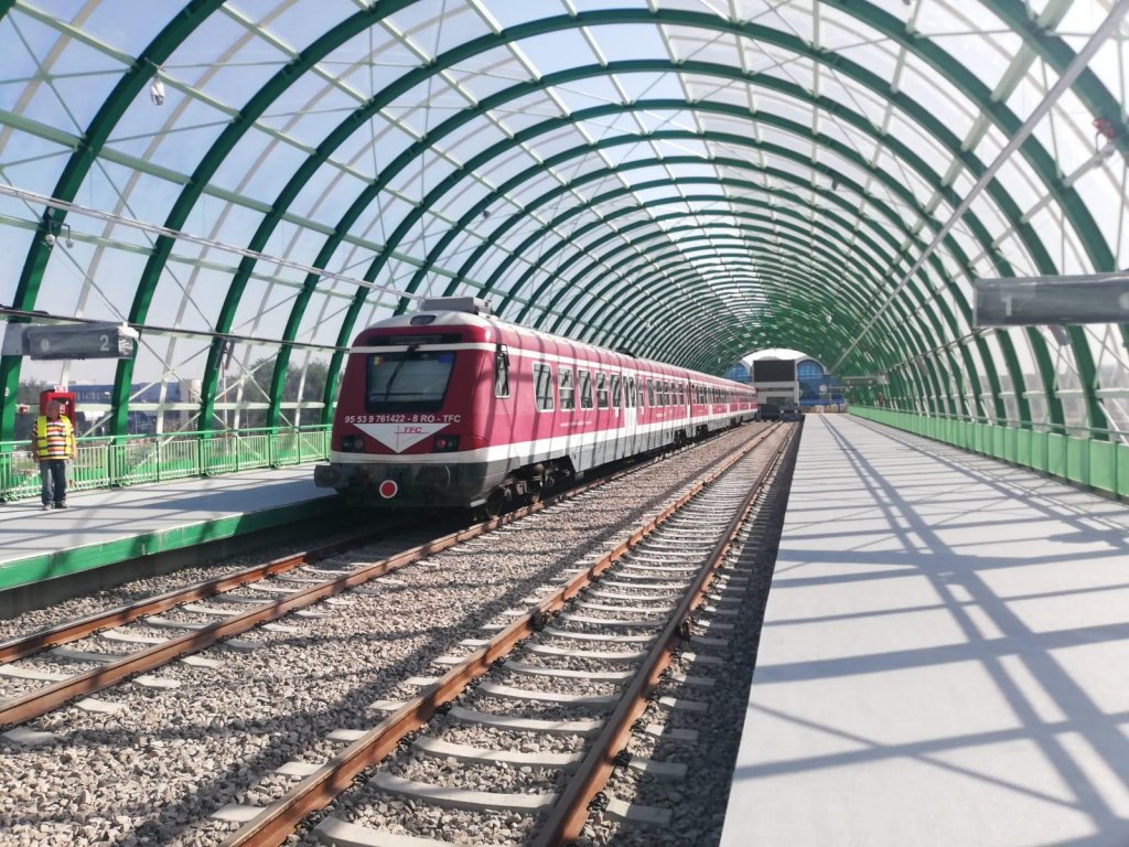 Transferoviar Cluj a inaugurat noua rută de la Aeroportul Otopeni