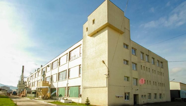 O fabrică din Cluj își suspendă activitatea. 17 angajați au fost depistați cu COVID-19