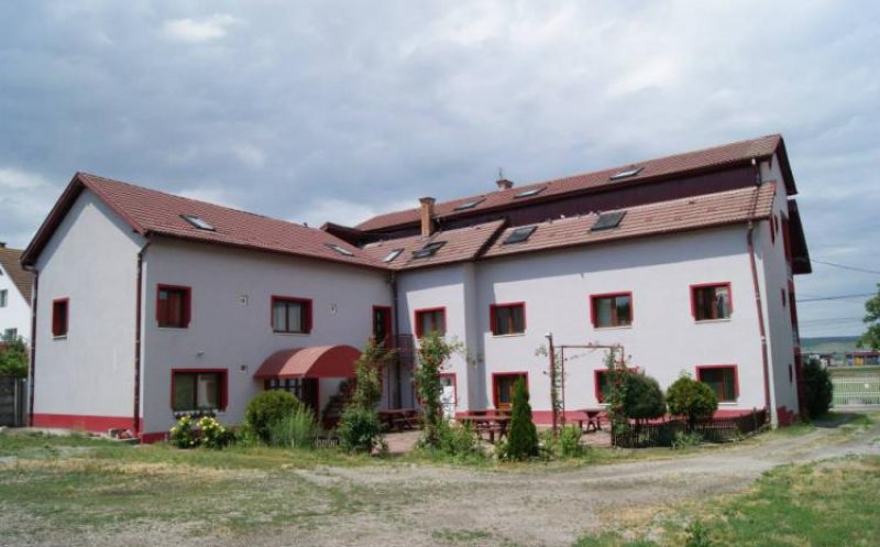 Focar de Covid la un centru de bătrâni din Cluj: 48 de persoane infectate. S-ar fi transmis de la personal