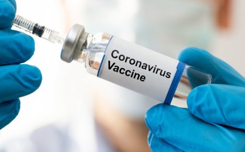 Doar unul din zece oameni va putea fi protejat de COVID-19 în primul an de utilizare a vaccinului