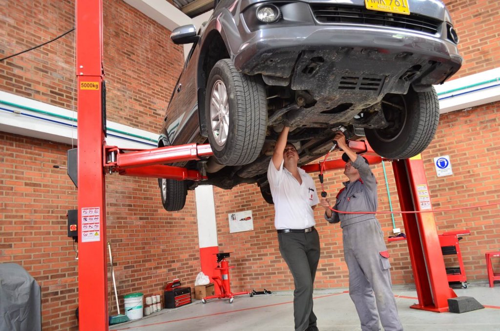 Service-urile auto și brutăriile din Cluj, "călcate" de inspecția muncii. Amenzi minuscule