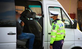21 de clujeni, amendați pentru că nu purtau mască în autobuz. "Nu vom tolera nerespectarea legii"