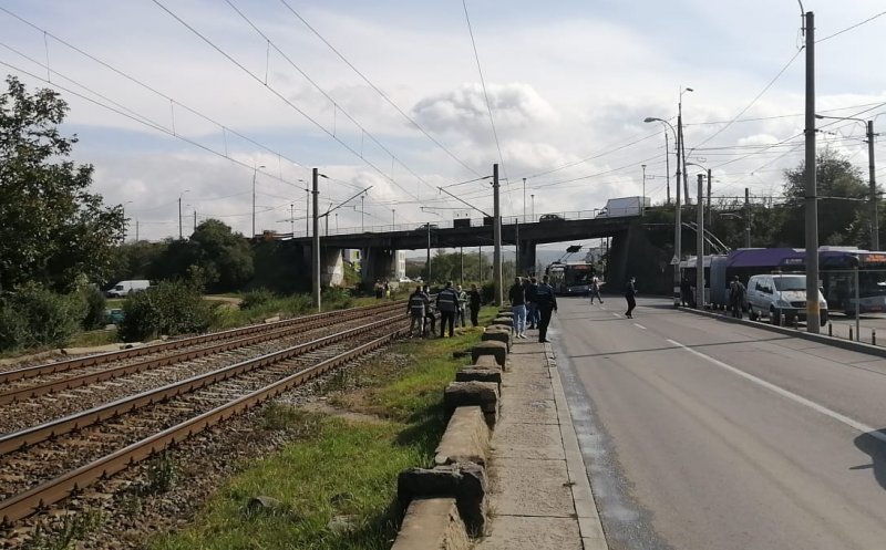 Lovit mortal de tren la IRA
