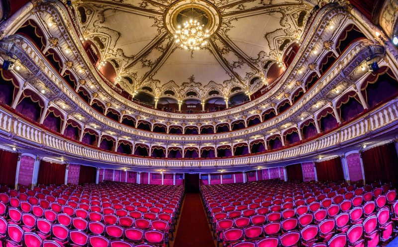 Teatrul Național din Cluj-Napoca trece din nou online