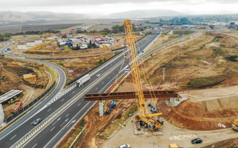 COVID-19 a ajuns şi pe Autostrada Sebeș-Turda. 30 de muncitori s-au infectat