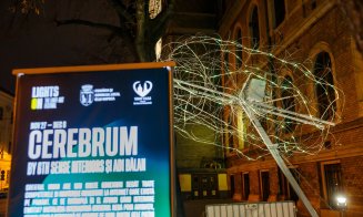 Feerie de lumini în centrul Clujului, înainte de sărbători. Vizionare cu restricții noaptea