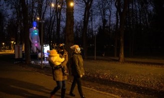 Feerie de lumini în centrul Clujului, înainte de sărbători. Vizionare cu restricții noaptea