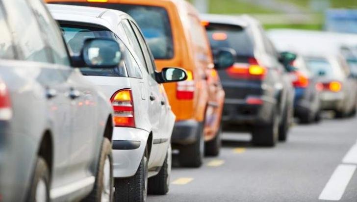 Plăţile pentru permisul auto, certificatul de înmatriculare şi autorizaţia de circulaţie se pot face online