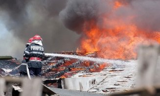 Iarna - sezonul incendiilor. Recomandările pompierior pentru această perioadă