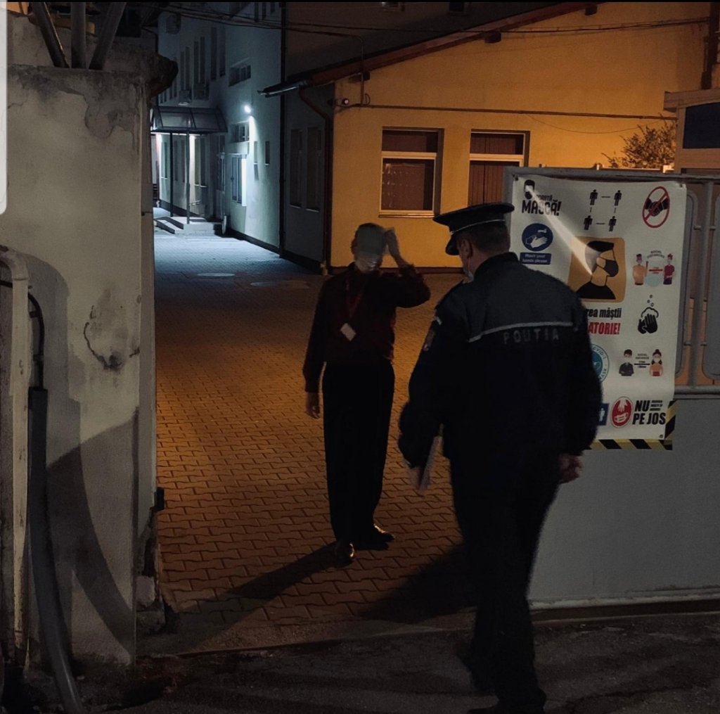 Razie nocturnă a polițiștilor clujeni. Controale în trafic și la cămine