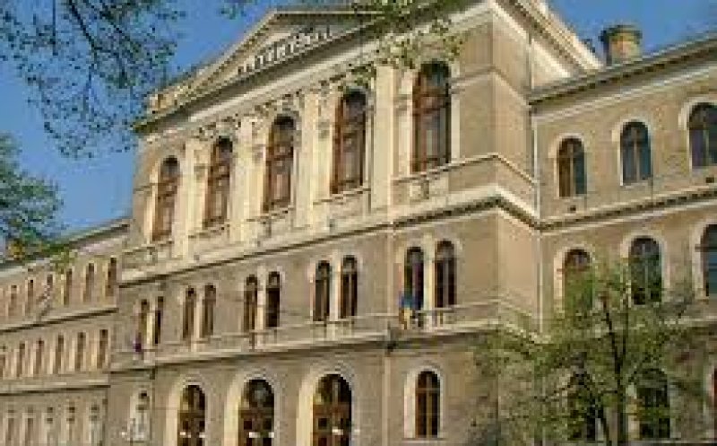 Compuși anorganici, produși într-un laborator UBB. Ce alte servicii oferă instituția