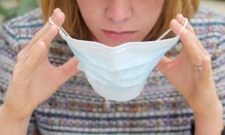 Cel mai nou simptom COVID-19. Mirosul ciudat pe care îl simt o parte dintre cei care au fost infectați