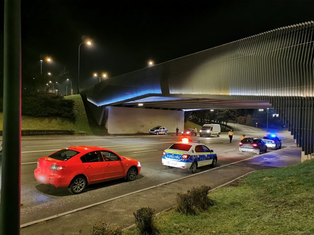 Razie anti-COVID în magazine și autobuze. Amenzi de peste 20.000 de lei într-o singură zi