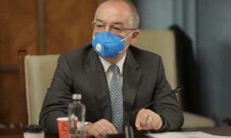 Asociaţia Municipiilor, condusă de Emil Boc, reclamă că guvernul nu a alocat încă primăriilor banii pentru centrele de vaccinare