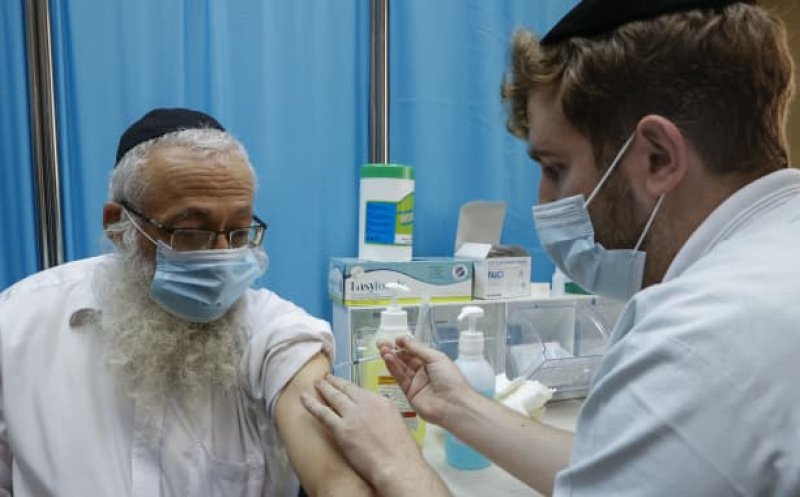 Paradoxal, Israel și UK au mai multe cazuri și decese de când au început campania de vaccinare anti-COVID