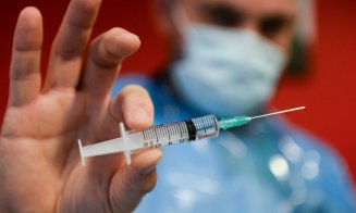 De mâine, noi categorii de persoane vor fi incluse în etapa a doua a campaniei de vaccinare. Ești pe listă?