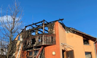 UPDATE Incendiu la o casă din Cluj. Pompierii au intervenit timp de două ore