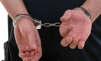Fost ofițer SRI, condamnat definitiv pentru corupție, s-a predat în Italia