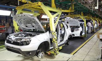 Criza componentelor electronice loveşte industria auto globală. Fabrica Dacia şi-ar putea adapta producţia