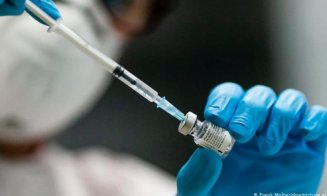 Aproximativ 50.000 de clujeni vaccinați anti-COVID până acum. Câte reacții adverse au fost