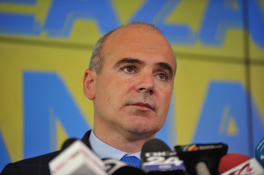 Rareș Bogdan, atac la Orban în contextul unui nou scandal cu numiri politice la Apele Române