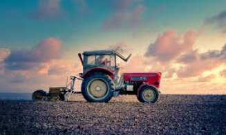 Cod roșu de scumpiri! Vom plăti mai mult pentru produsele agricole, după majorarea taxei pentru fermieri