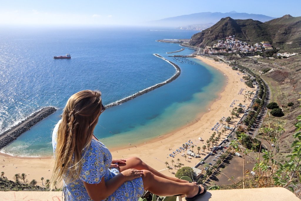 Vacanţă în Tenerife cu programare la stomatolog