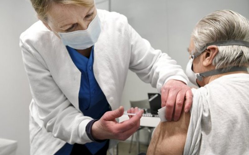 Peste 150 de reacții adverse, înregistrate în ultimele 24 de ore. Câte persoane s-au vaccinat