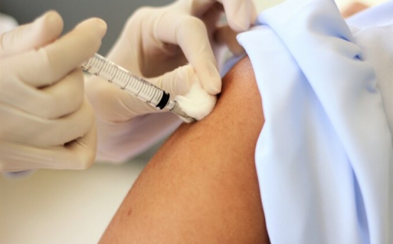 Ai reacții adverse după vaccin? Poţi beneficia de concediu medical