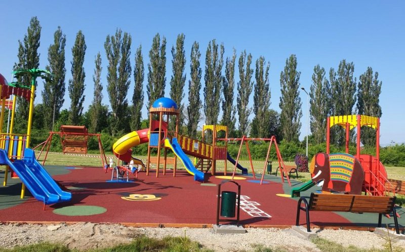 Aplicaţie care evaluează parcurile de joacă din Cluj-Napoca