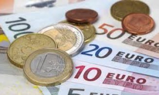 Cât va mai dura până când vom plăti cumpărăturile cu Euro? Anunțul premierului Cîțu