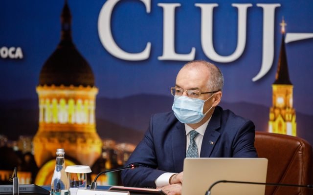 Emil Boc insistă pentru schimbarea modului de calculare a ratei de incidență. Ministerul Sănătății îi dă replica