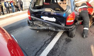 Accident grav lângă Dej. O persoană a rămas încarcerată