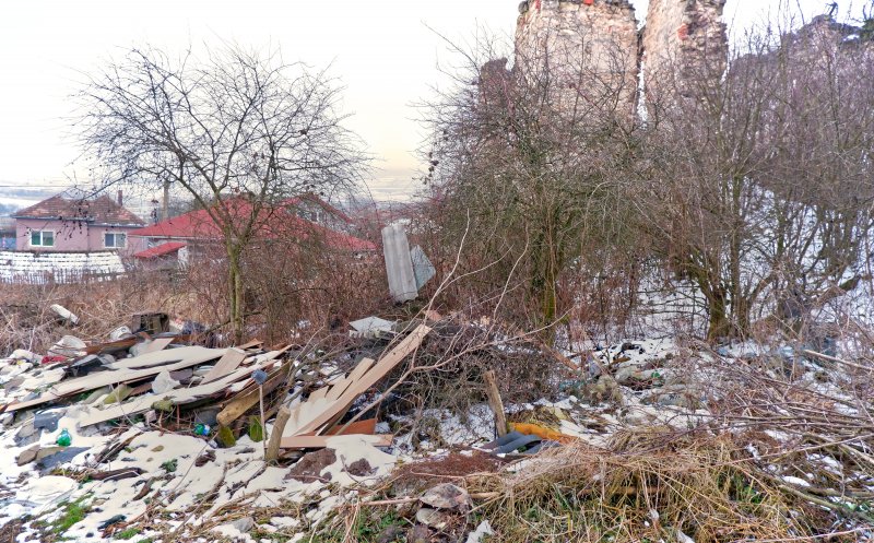 Castel renascentist de secol 16 din Cluj, îngropat în gunoaie