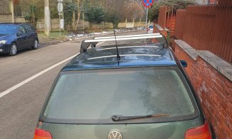 Oprire interzisă pe o stradă din Cluj-Napoca, dar cui îi mai pasă?