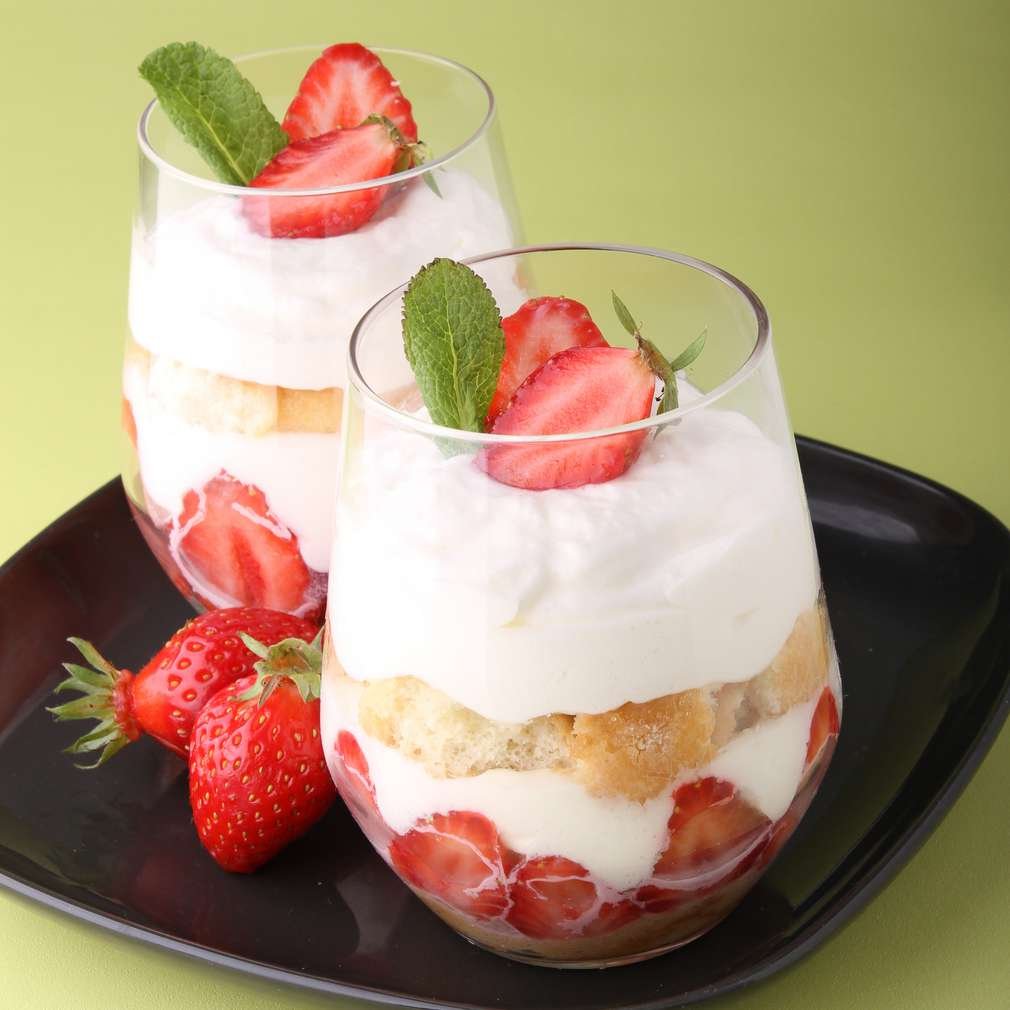 Impresionează-i pe cei dragi cu un desert savuros, care se prepară cât ai zice… tiramisu