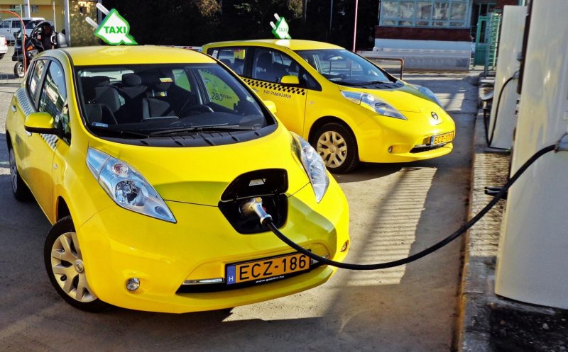 Mai multe taxiuri electrice pe străzile Clujului. Cine a primit autorizaţie
