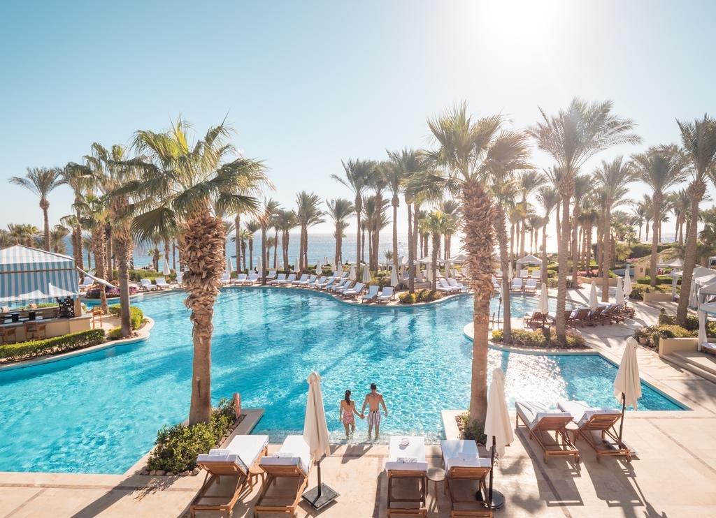Curse charter către destinaţia Sharm El-Sheikh din aprilie